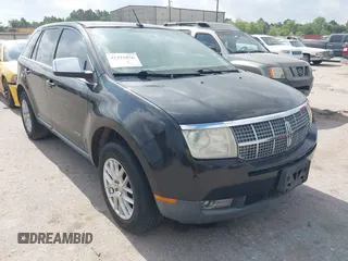 2007 Lincoln MKX z VIN 2LMDU68C67BJ18845, wystawiony jako IAAI lot #42311056 z przebiegiem 135 467 mil mil oraz . Historia ofert i sprzedaży dostępna na DreamBid. Obrazek 1.