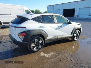 2025 Hyundai Kona SEL with VIN KM8HB3AB1SU215294, listed as a IAAI auction lot 41835866 with 484 mi miles. Bid and sale history available at carsss.com. Image 4.