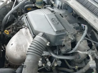 2004 Toyota RAV4 с VIN JTEGD20V040008434, выставлен на аукционе IAAI как лот 43284390 с пробегом 289 940 миль миль и . История ставок и продаж доступна на DreamBid. Изображение 14.