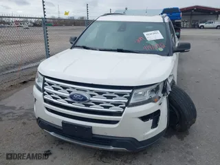2019 Ford Explorer XLT with VIN 1FM5K7DHXKGB34352, listed as a IAAI auction lot 41412912 with 128,675 mi miles. Bid and sale history available at carsss.com. Image 12.
