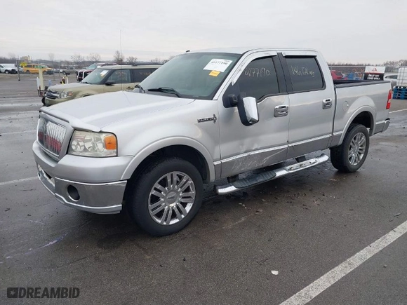 2006 Lincoln Mark LT with VIN 5LTPW18516FJ14952, listed as a IAAI auction lot 41177190 with 0 mi miles. Bid and sale history available at carsss.com. Image 2.