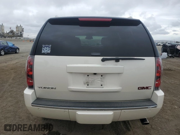 2013 GMC Yukon Denali with VIN 1GKS2EEF2DR280880, listed as a Copart auction lot 78151804 with 109,092 mi miles and Salvage Title. Bid and sale history available at DreamBid. Image 6.