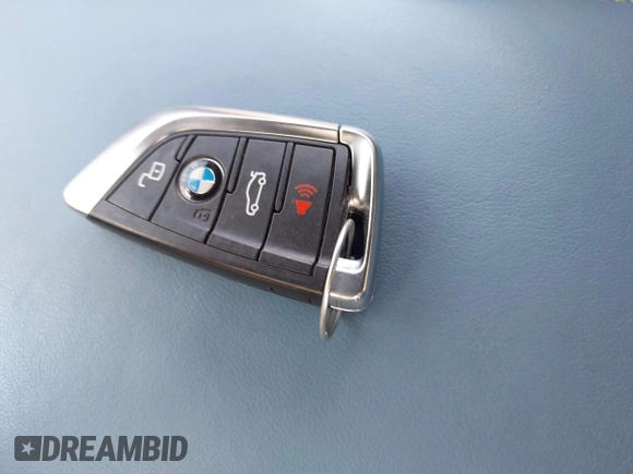 2022 BMW M4 Competition xDrive z VIN WBS43AZ04NCK16515, wystawiony jako IAAI lot #42505726 z przebiegiem Nie podano mil oraz . Historia ofert i sprzedaży dostępna na DreamBid. Obrazek 11.