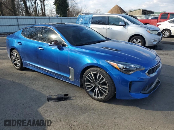 2018 Kia Stinger Premium with VIN KNAE25LA8J6021241, listed as a Copart auction lot 42581885 with 95,339 mi miles and Salvage Title. Bid and sale history available at carsss.com. Image 4.