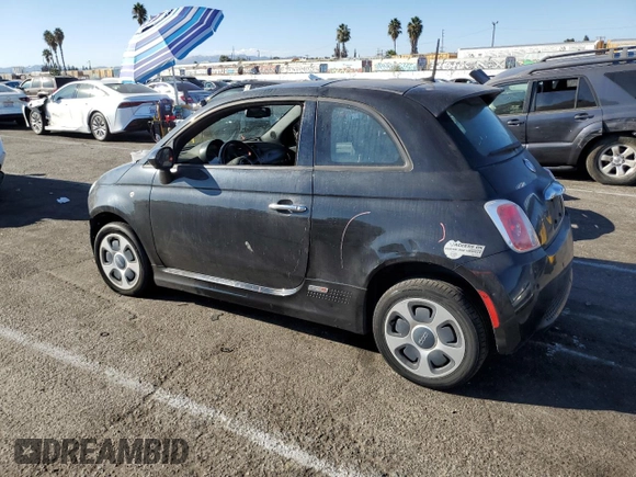 2013 FIAT 500e с VIN 3C3CFFGEXDT732116, выставлен на аукционе Copart как лот 74983534 с пробегом 69 446 миль миль и Списание • Salvage title. История ставок и продаж доступна на DreamBid. Изображение 2.