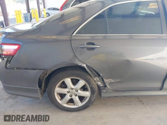 2009 Toyota Camry LE z VIN 4T1BK46K09U592438, wystawiony jako IAAI lot #42078810 z przebiegiem 164 582 mil mil oraz . Historia ofert i sprzedaży dostępna na DreamBid. Obrazek 6.