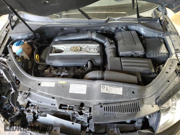 2014 Volkswagen Eos Komfort with VIN WVWBW8AH8EV000316, listed as a Copart auction lot 52208485 with 124,338 mi miles and Salvage Title. Bid and sale history available at DreamBid. Image 11.