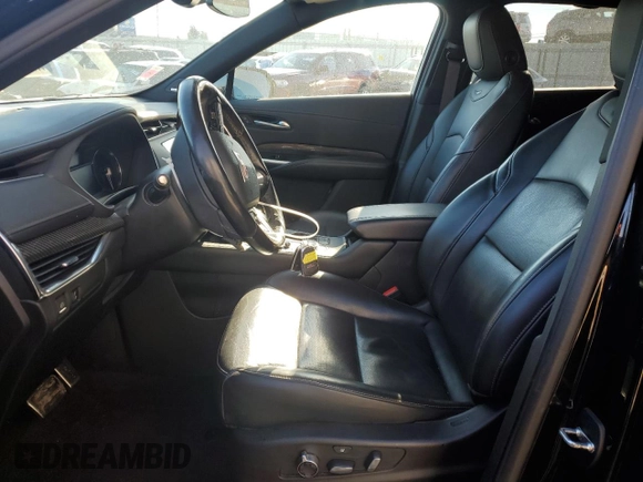 2020 Cadillac XT4 AWD Sport with VIN 1GYFZFR48LF004642, listed as a Copart auction lot 89088095 with 120,463 mi miles and Salvage title. Bid and sale history available at DreamBid. Image 7.