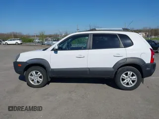 2006 Hyundai Tucson GLS with VIN KM8JN72D76U389540, listed as a IAAI auction lot 42050482 with 149,312 mi miles. Bid and sale history available at carsss.com. Image 13.