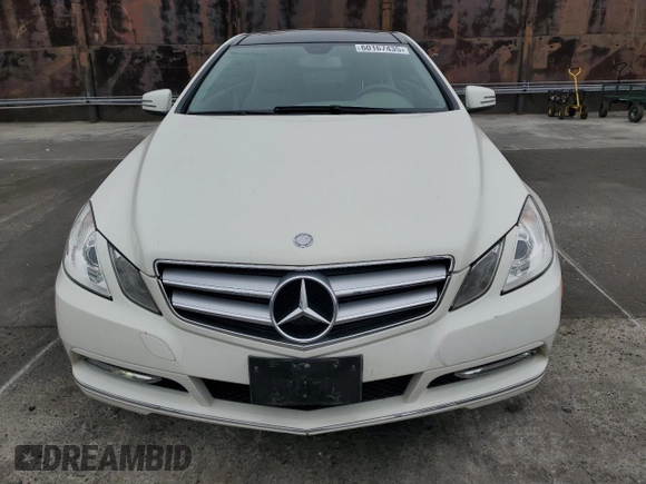 2012 Mercedes-Benz E 350 with VIN WDDKJ5KB2CF163578, listed as a Copart auction lot 60167435 with 89,224 mi miles and Salvage title. Bid and sale history available at DreamBid. Image 5.