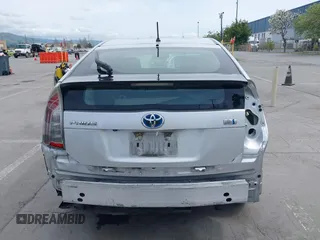 2015 Toyota Prius Four with VIN JTDKN3DU9F1990366, listed as a IAAI auction lot 41939354 with 229,152 mi miles and . Bid and sale history available at DreamBid. Image 17.
