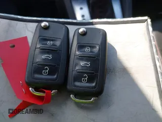 2013 Volkswagen Jetta Autobahn с VIN 3VW4A7AJ1DM364460, выставлен на аукционе IAAI как лот 42425355 с пробегом 184 410 миль миль и . История ставок и продаж доступна на DreamBid. Изображение 11.