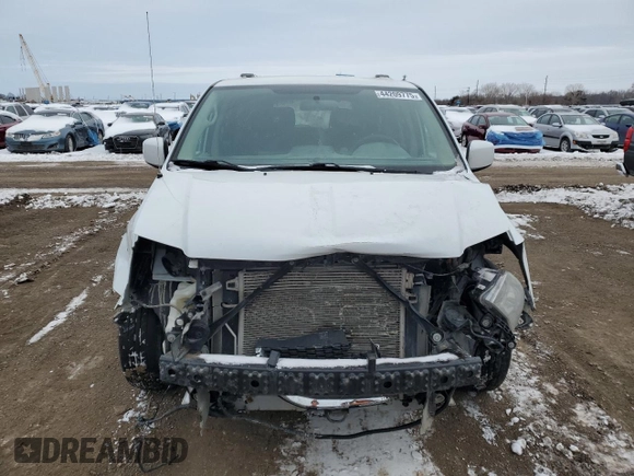 2016 Dodge Grand Caravan SXT with VIN 2C4RDGCG2GR374428, listed as a Copart auction lot 44209775 with 188,638 mi miles and Salvage Title. Bid and sale history available at DreamBid. Image 5.
