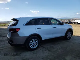 2019 Kia Sorento LX with VIN 5XYPG4A33KG553572, listed as a Copart auction lot 45207085 with 51,857 mi miles and Salvage Title. Bid and sale history available at carsss.com. Image 3.
