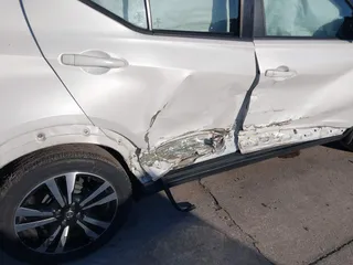 2019 Nissan Kicks S with VIN 3N1CP5CU4KL477933, listed as a IAAI auction lot 41665355 with 54,782 mi miles. Bid and sale history available at carsss.com. Image 12.