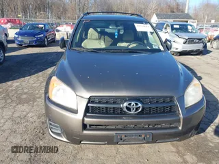 2010 Toyota RAV4 with VIN JTMBF4DV0A5031581, listed as a IAAI auction lot 41714611 with 186,814 mi miles. Bid and sale history available at carsss.com. Image 6.