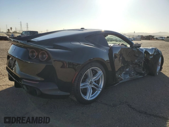 2020 Ferrari 812 z VIN ZFF83CLA6L0252213, wystawiony jako Copart lot #85585314 z przebiegiem 4 525 mil mil oraz Szkoda całkowita • Salvage title. Historia ofert i sprzedaży dostępna na DreamBid. Obrazek 3.