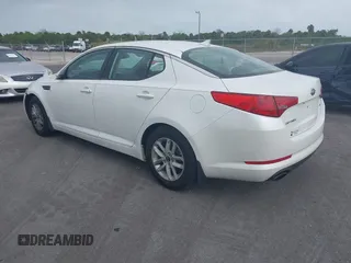 2011 Kia Optima LX with VIN KNAGM4A70B5065293, listed as a IAAI auction lot 38328974 with 224,554 mi miles and . Bid and sale history available at carsss.com. Image 3.