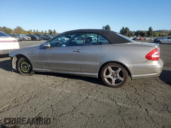 2005 Mercedes-Benz CLK 500 with VIN WDBTK75J05F137914, listed as a Copart auction lot 75536144 with 180,876 mi miles and Clean Title. Bid and sale history available at DreamBid. Image 2.