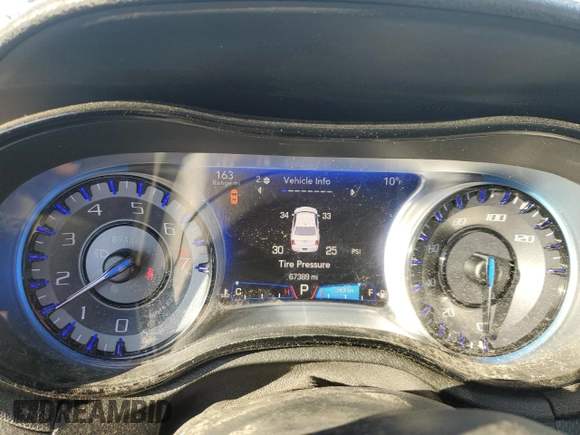 2015 Chrysler 300 with VIN 2C3CCAGG2FH892323, listed as a Copart auction lot 78180974 with 67,389 mi miles and Salvage Title. Bid and sale history available at carsss.com. Image 9.