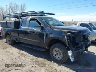 2023 Ford F-250 XL with VIN 1FT7X2BA0PEC77885, listed as a IAAI auction lot 41467085 with 36,280 mi miles and . Bid and sale history available at DreamBid. Image 13.