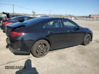 2024 Mercedes-Benz CLA 250 z VIN W1K5J4HB3RN457164, wystawiony jako Copart lot #52184165 z przebiegiem 23 405 mil mil oraz Szkoda całkowita • Salvage title. Historia ofert i sprzedaży dostępna na DreamBid. Obrazek 3.