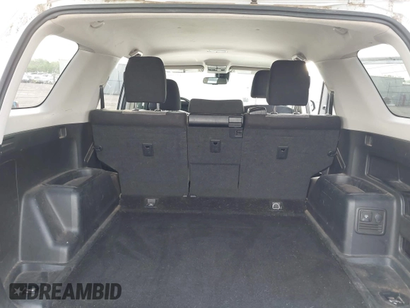 2021 Toyota 4Runner SR5 with VIN JTEMU5JR1M5937878, listed as a IAAI auction lot 42130560 with 85,547 mi miles and . Bid and sale history available at DreamBid. Image 18.