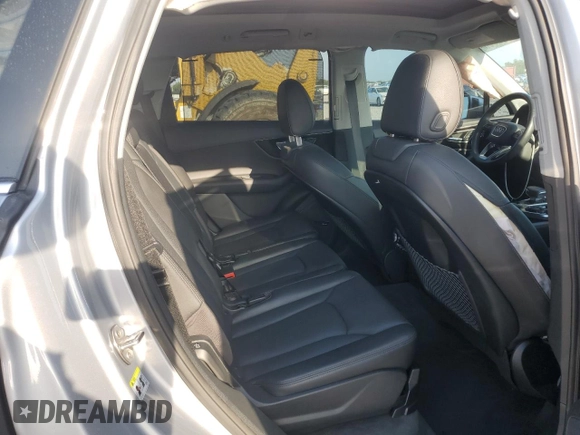 2019 Audi Q7 Premium Plus with VIN WA1LAAF73KD037473, listed as a Copart auction lot 58695665 with 33,707 mi miles and Non repairable. Bid and sale history available at DreamBid. Image 11.