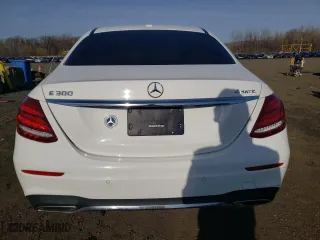 2017 Mercedes-Benz E-Class E 300 Luxury with VIN WDDZF4KB4HA237954, listed as a Copart auction lot 53311175 with 73,130 mi miles and Salvage Title. Bid and sale history available at carsss.com. Image 6.