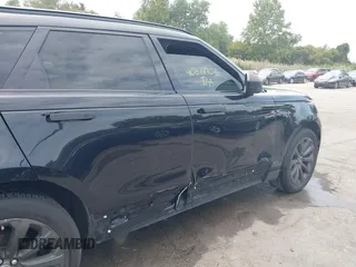 2018 Land Rover Range Rover Velar R-Dynamic SE with VIN SALYL2RV5JA744038, listed as a IAAI auction lot 40378903 with 45,748 mi miles and . Bid and sale history available at DreamBid. Image 18.