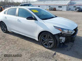 2021 Kia Forte GT-Line z VIN 3KPF34ADXME279657, wystawiony jako IAAI lot #41946124 z przebiegiem 50 138 mil mil oraz . Historia ofert i sprzedaży dostępna na DreamBid. Obrazek 1.