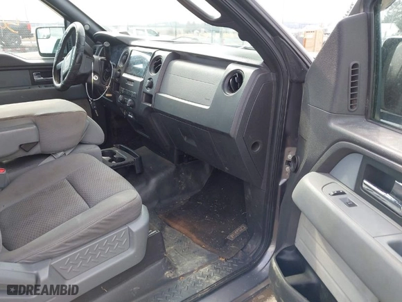 2013 Ford F-150 XL with VIN 1FTFX1EF0DFB50377, listed as a IAAI auction lot 41715031 with NaN miles. Bid and sale history available at carsss.com. Image 5.