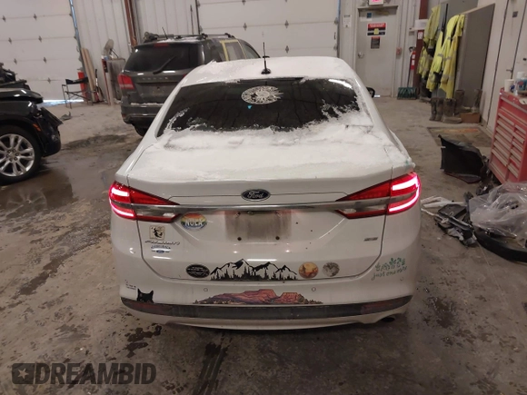 2017 Ford Fusion SE with VIN 3FA6P0H71HR346924, listed as a IAAI auction lot 41597931 with 132,267 mi miles. Bid and sale history available at carsss.com. Image 16.