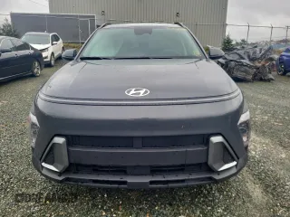 2025 Hyundai Kona SEL with VIN KM8HBCAB2SU207365, listed as a Copart auction lot 83624094 with 554 mi miles and Salvage Title. Bid and sale history available at carsss.com. Image 5.