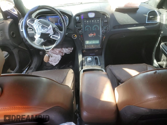 2019 Chrysler 300 Limited with VIN 2C3CCAKG3KH689958, listed as a Copart auction lot 87105044 with 52,072 mi miles and Salvage Title. Bid and sale history available at carsss.com. Image 8.