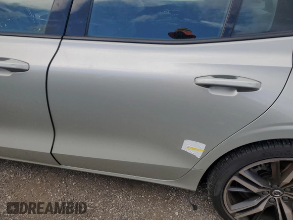 2019 Volvo S60 R-Design with VIN 7JRA22TM1KG014610, listed as a Copart auction lot 49014773 with 39,279 mi miles. Bid and sale history available at carsss.com. Image 12.