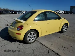 2007 Volkswagen New Beetle Coupe with VIN 3VWRW31C97M516829, listed as a Copart auction lot 41618945 with 51,562 mi miles and Salvage Title. Bid and sale history available at carsss.com. Image 3.