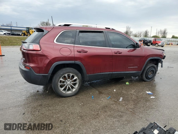 2019 Jeep Cherokee Latitude Plus z VIN 1C4PJLLB9KD454527, wystawiony jako Copart lot #50931235 z przebiegiem 108 543 mil mil oraz Szkoda całkowita • Salvage title. Historia ofert i sprzedaży dostępna na DreamBid. Obrazek 3.