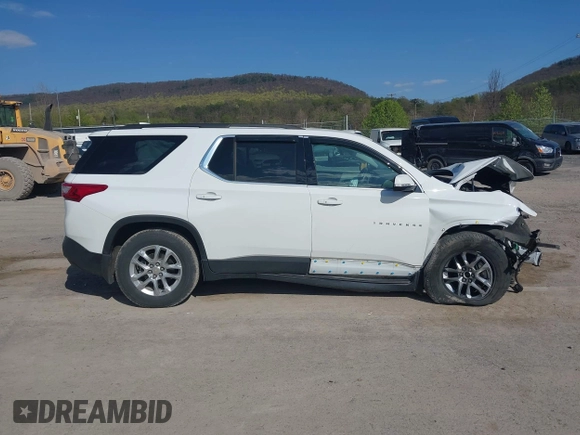 2019 Chevrolet Traverse LT Leather with VIN 1GNEVHKW8KJ197737, listed as a IAAI auction lot 42094562 with 66,831 mi miles. Bid and sale history available at carsss.com. Image 13.