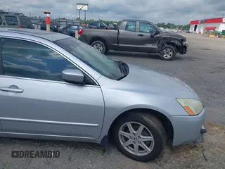 2004 Honda Accord EX с VIN 1HGCM66544A002293, выставлен на аукционе IAAI как лот 42372883 с пробегом 248 167 миль миль и . История ставок и продаж доступна на DreamBid. Изображение 12.