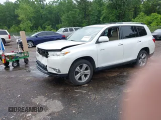 2012 Toyota Highlander Limited с VIN 5TDYK3EHXCS065369, выставлен на аукционе IAAI как лот 42103122 с пробегом 174 310 миль миль и . История ставок и продаж доступна на DreamBid. Изображение 20.