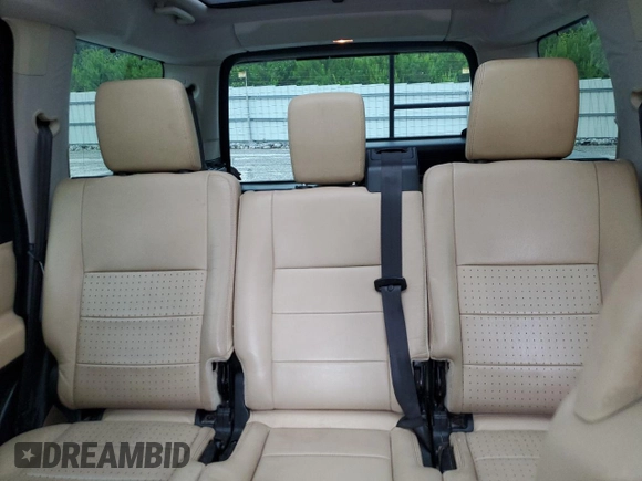 2007 Land Rover LR3 SE z VIN SALAE25417A423857, wystawiony jako Copart lot #57549935 z przebiegiem 126 650 mil mil oraz Szkoda całkowita • Salvage title. Historia ofert i sprzedaży dostępna na DreamBid. Obrazek 10.