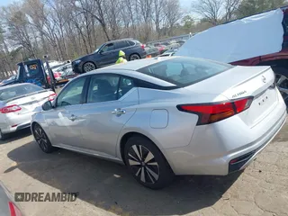 2019 Nissan Altima 2.5 SL with VIN 1N4BL4EV1KC248311, listed as a IAAI auction lot 41826242 with 107,101 mi miles. Bid and sale history available at carsss.com. Image 14.