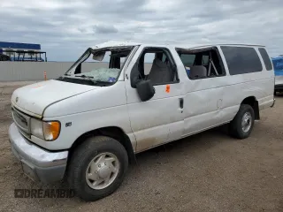 1998 Ford Econoline Wagon XL z VIN 1FBSS31L9WHB77092, wystawiony jako Copart lot #69774614 z przebiegiem 216 131 mil mil oraz Szkody całkowita. Historia ofert i sprzedaży dostępna na DreamBid. Obrazek 1.