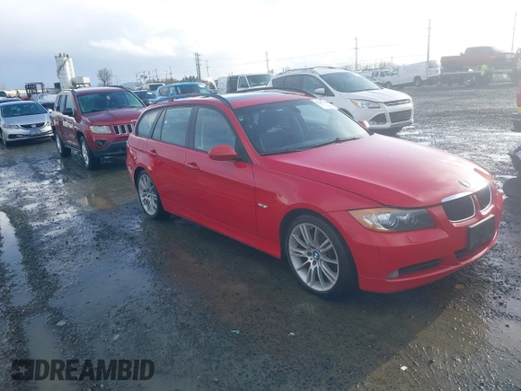 2007 BMW 3 Series 328xi с VIN WBAVT73507FZ36976, выставлен на аукционе IAAI как лот 41647516 с пробегом 157 049 миль миль и . История ставок и продаж доступна на DreamBid. Изображение 1.