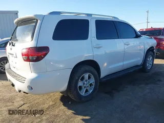 2018 Toyota Sequoia SR5 with VIN 5TDBY5G1XJS156509, listed as a IAAI auction lot 41723819 with 54,261 mi miles. Bid and sale history available at carsss.com. Image 4.