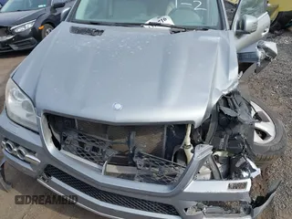 2011 Mercedes-Benz GL-Class GL 450 with VIN 4JGBF7BE2BA736553, listed as a IAAI auction lot 41316716 with Not Provided miles. Bid and sale history available at carsss.com. Image 10.