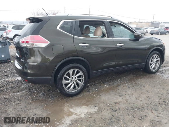 2015 Nissan Rogue SL with VIN 5N1AT2MVXFC911260, listed as a IAAI auction lot 41823690 with 128,121 mi miles. Bid and sale history available at carsss.com. Image 4.