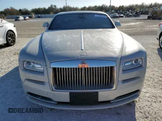 2015 Rolls-Royce Wraith z VIN SCA665C52FUX85269, wystawiony jako Copart lot #77326374 z przebiegiem Nie podano mil oraz Szkody całkowita. Historia ofert i sprzedaży dostępna na DreamBid. Obrazek 5.