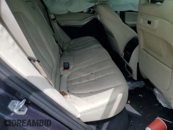 2021 BMW X5 xDrive40i с VIN 5UXCR6C06M9F58049, выставлен на аукционе Copart как лот 57863685 с пробегом Не указан миль и Списание • Salvage title. История ставок и продаж доступна на DreamBid. Изображение 11.